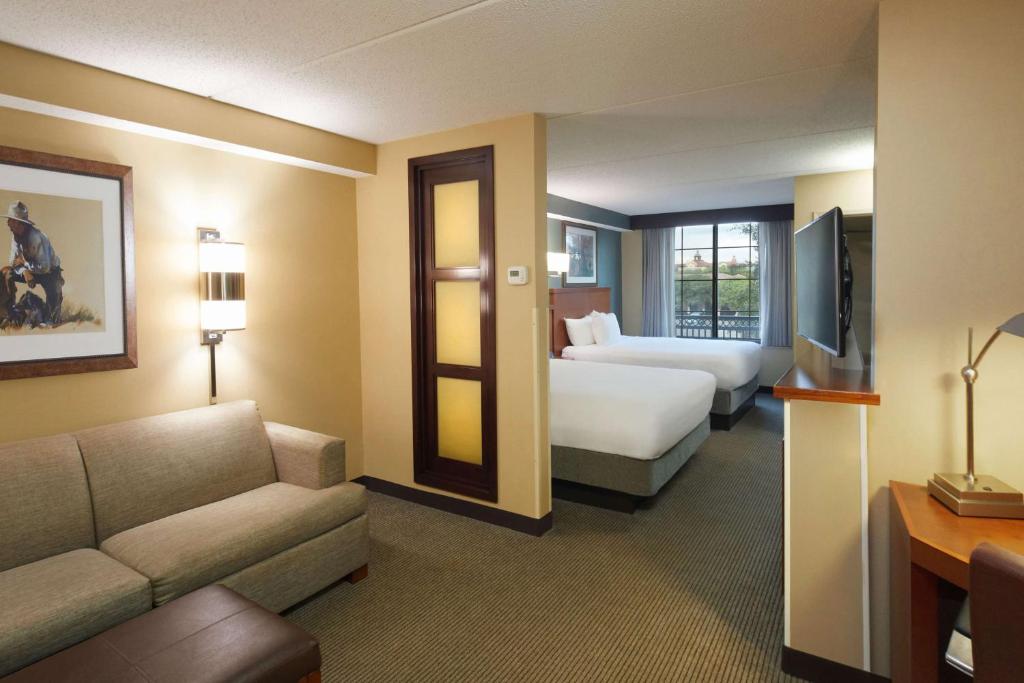 Hyatt Place Fort Worth Stockyard photo 2