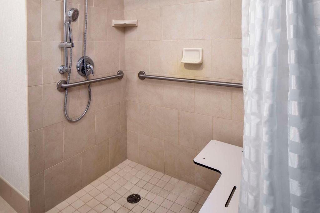 Hyatt Place Long Island East End - Tap to explore photos
