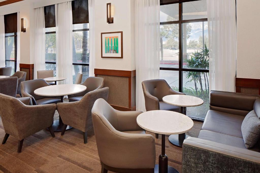 Hyatt Place Ontario/Rancho Cucamonga photo 2