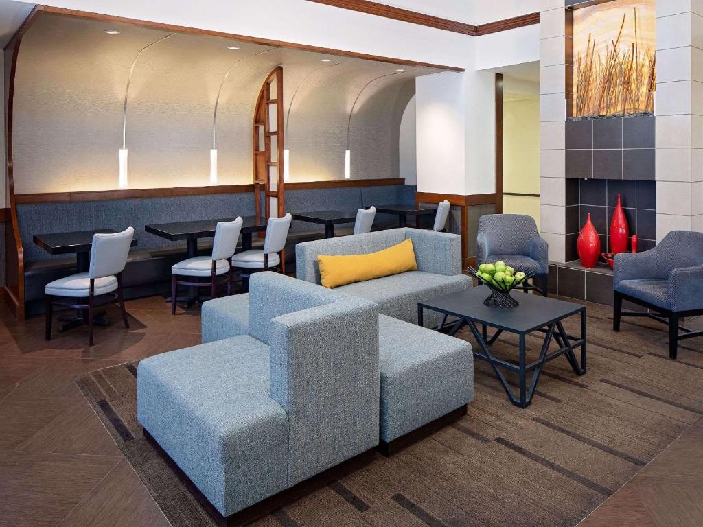 Hyatt Place Ontario/Rancho Cucamonga photo 3