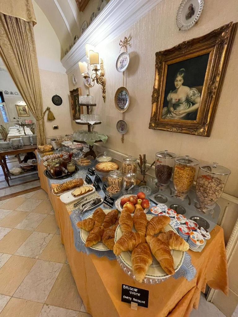Ai Savoia B&B - Guest House photo 4