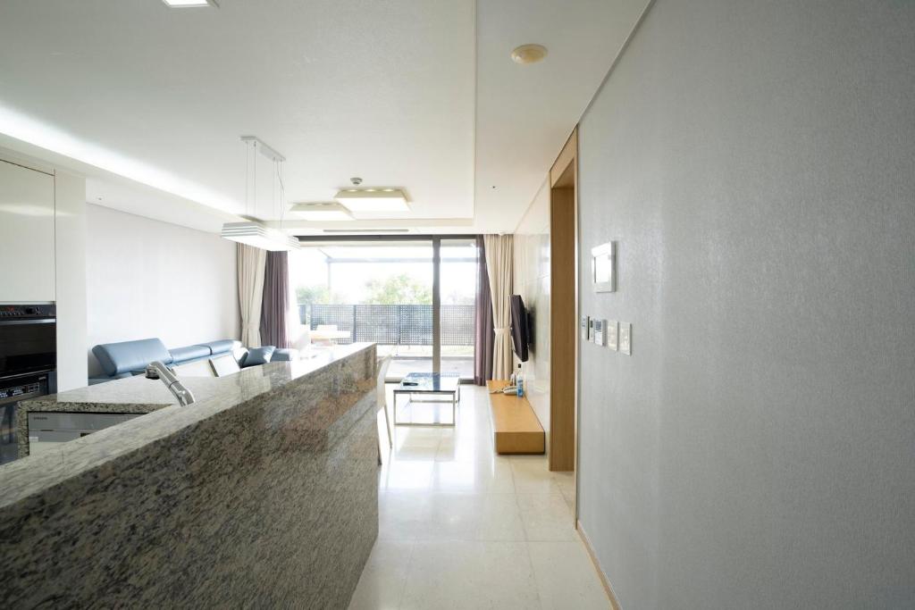 Seogwipo Saekdal Beach 3Room