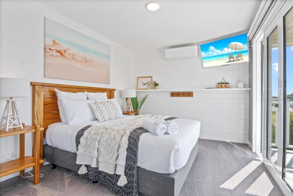 SALTAIR Beach House Right in Town photo 1