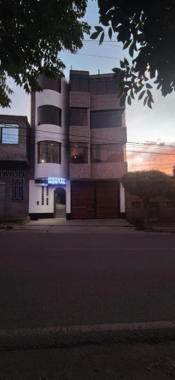 HOTEL HUANTA - MORENOS