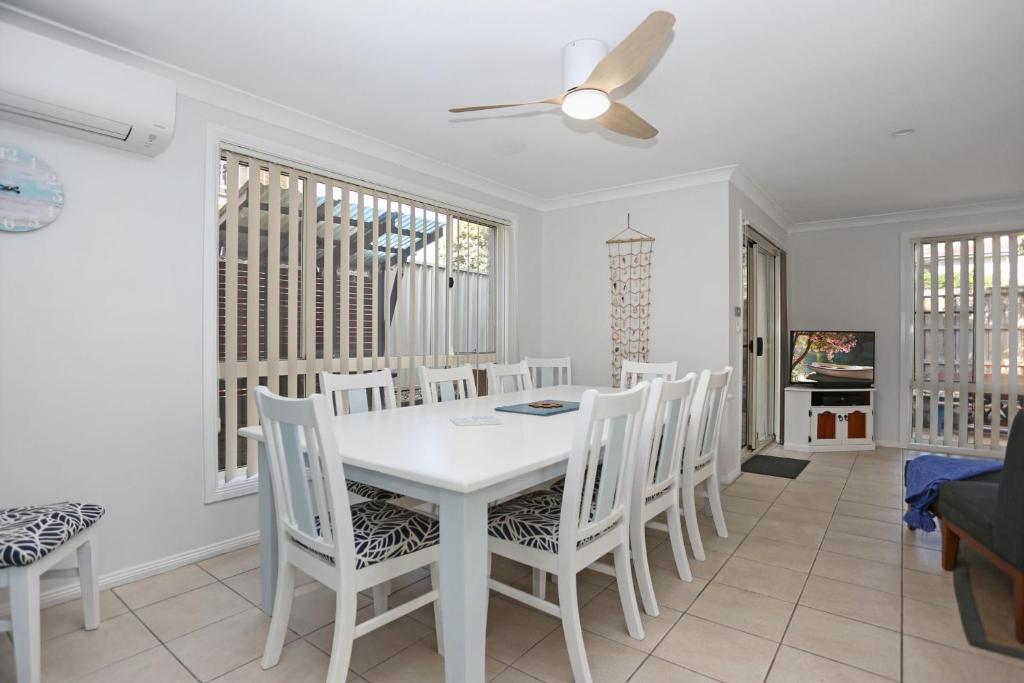 Bennett's Beach House photo 1