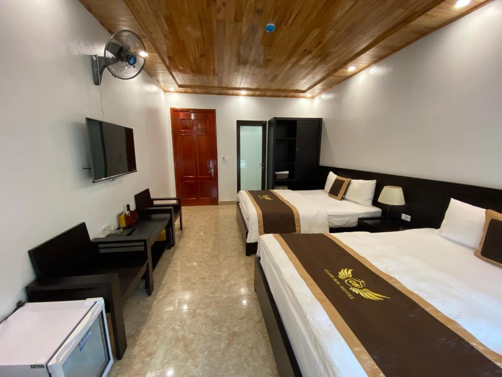 Nhà nghỉ Giang Sơn