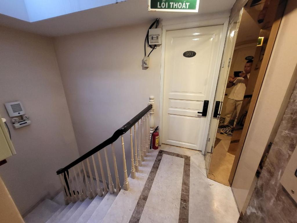 Saigon By Night Boutique Hotel