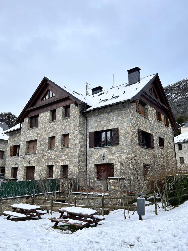 Apartamento A10 de Formigal, 9 personas, amplio y garaje photo 1