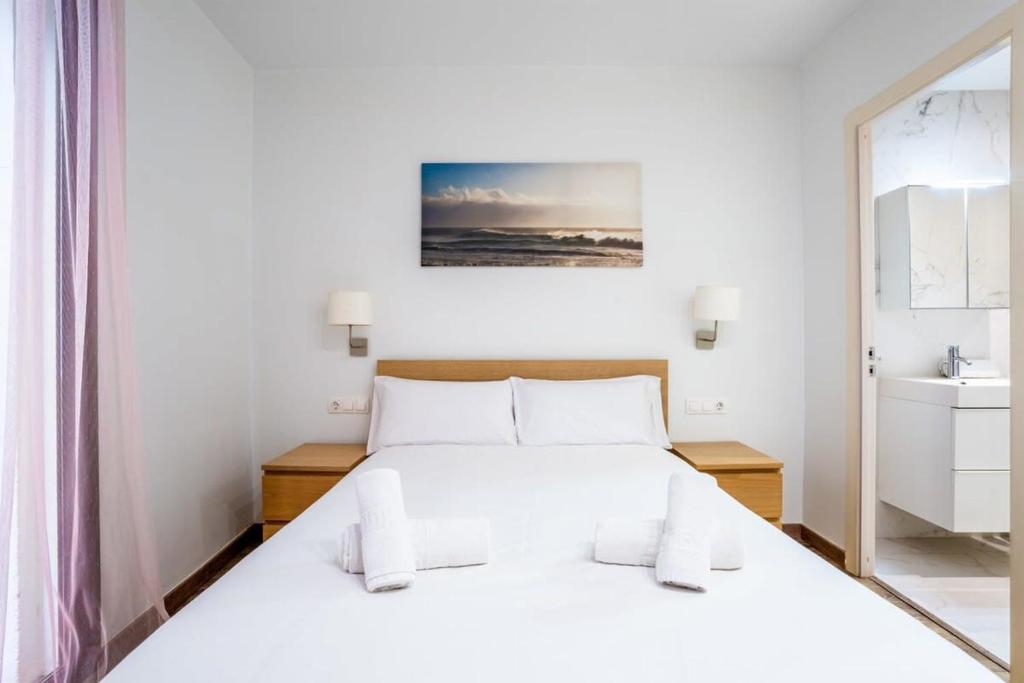 The Collection Barcelona - Paseo de Gracia Modern and cozy 3BD - 2BTh - Tap to explore photos