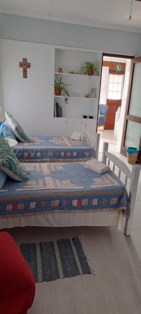 A1 Kynaston self catering or bed and breakfast solarpower photo 1