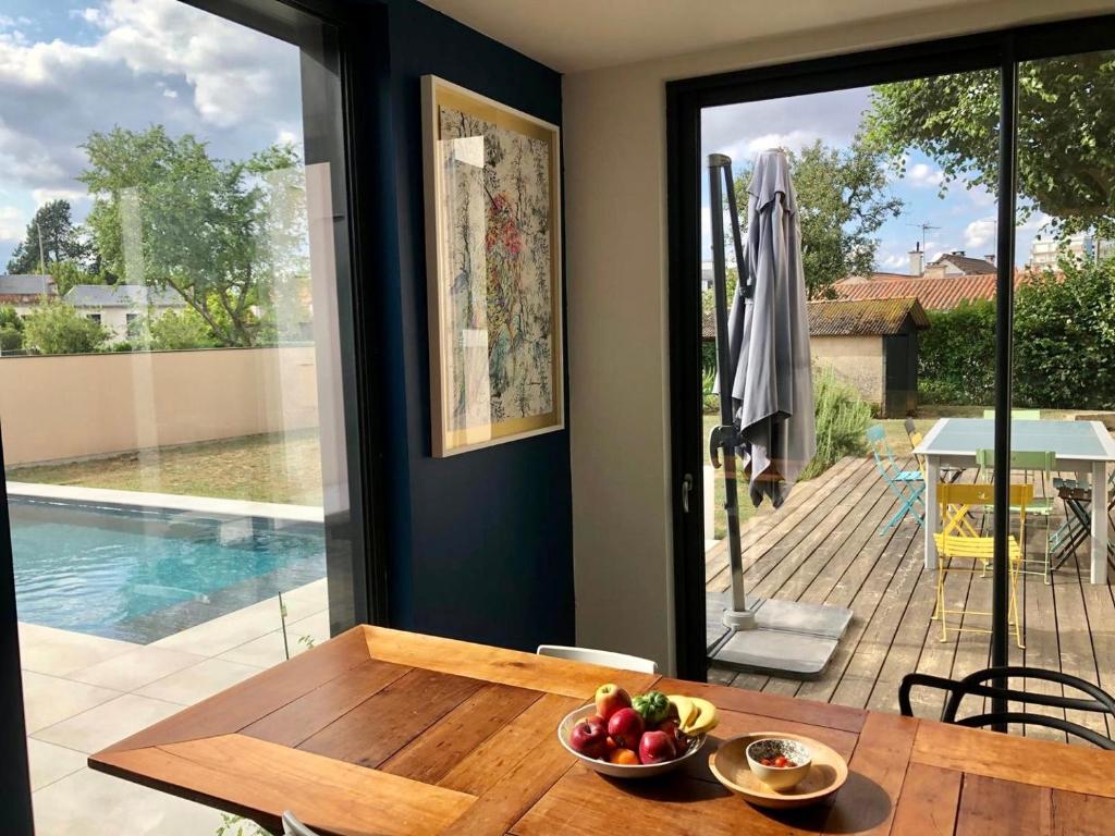 Beautiful family home photo 4