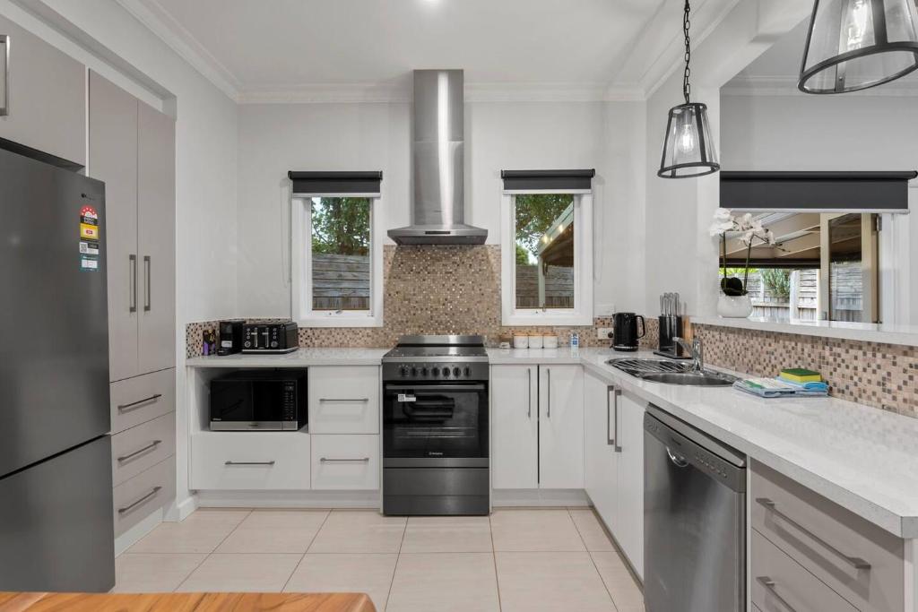 'Muir House' Laidback Family Living in Ballarat photo 4