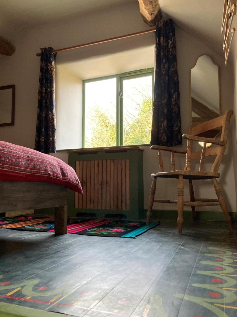 Whichford Mill Barn- Soulful retreat. - Tap to explore photos