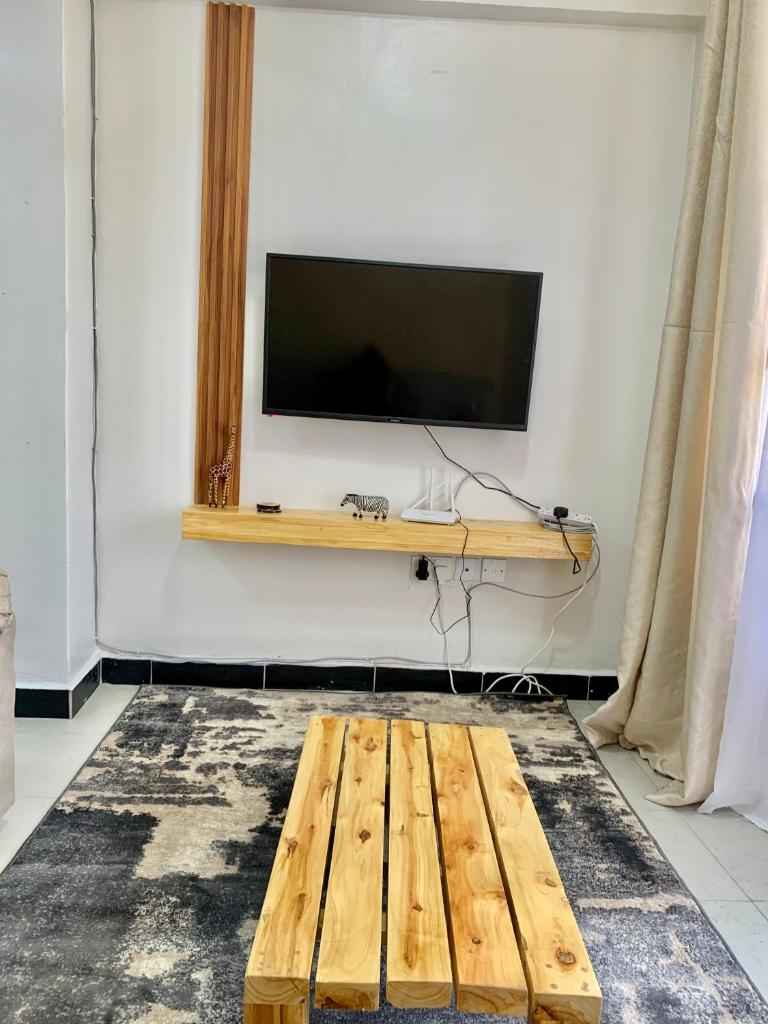 Rorot 1 bedroom Modern fully furnished space in Annex Eldoret with free wifi photo 3