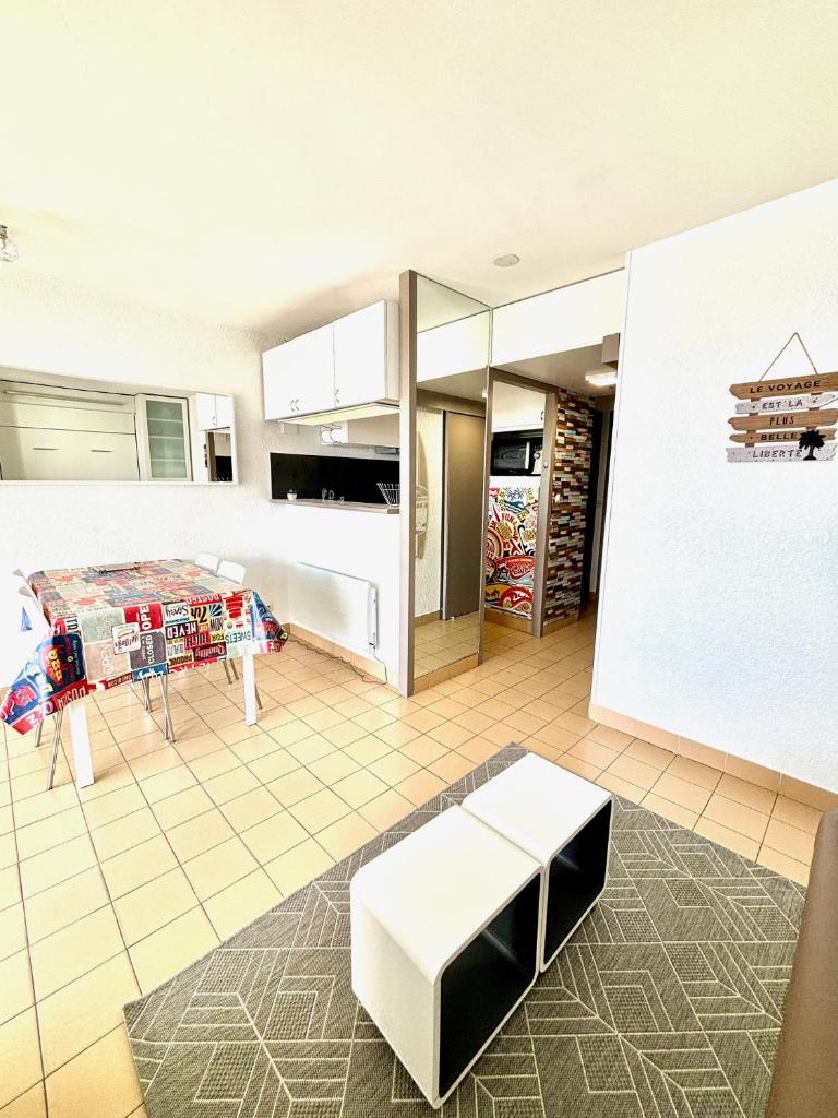 CAMARG'Beach Vue mer-Piscines-Plages-Tennis-Parking-4PERS photo 3