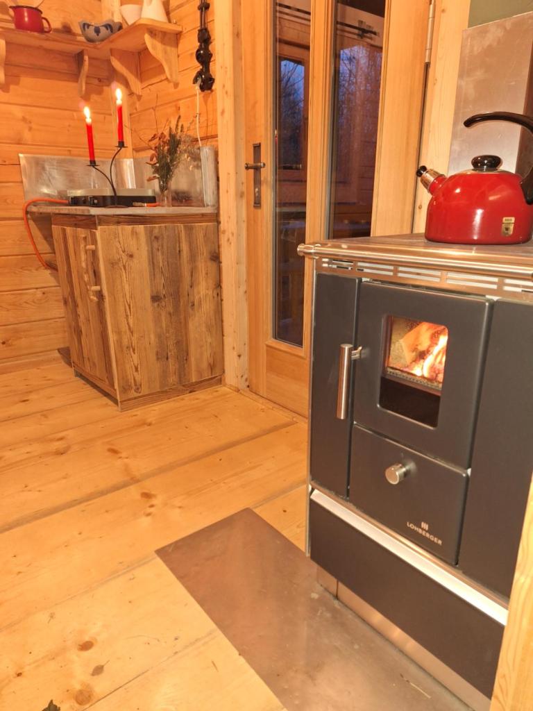 Teich-Chalet im Glamping-Paradies am Dengler Hof photo 3