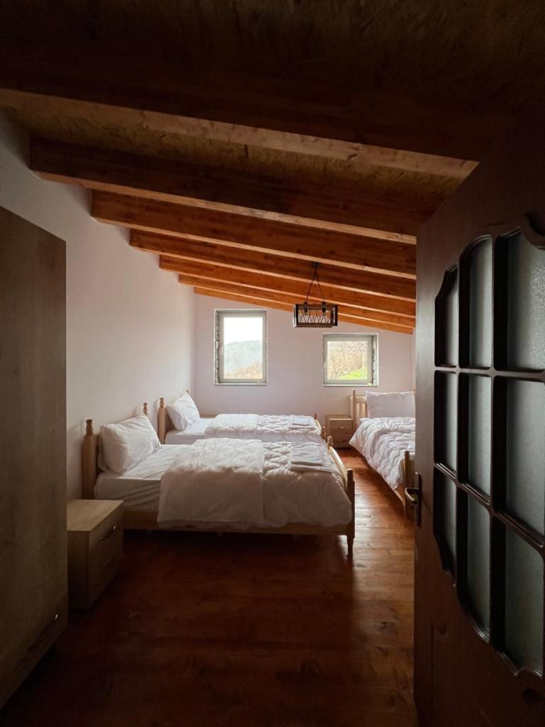 Xhaferri Guesthouse photo 1