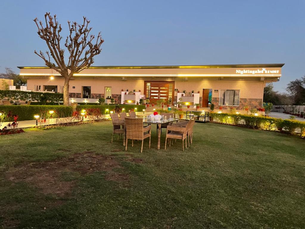 Nightingales Resort photo 1