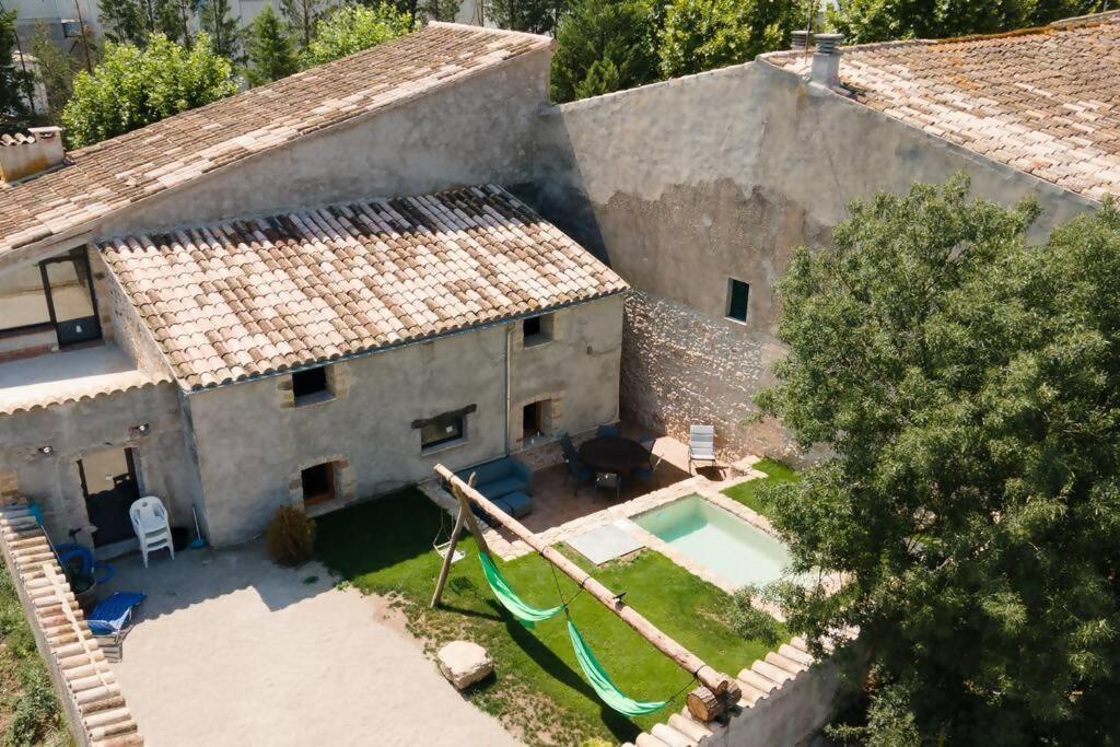 Casa con piscina y barbacoa ideal para famílias