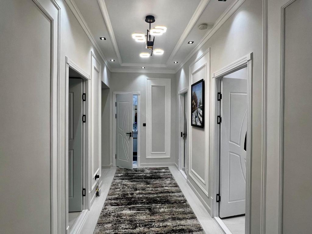 New Apartment near the Savitsky Museum and Central Bazaar photo 2