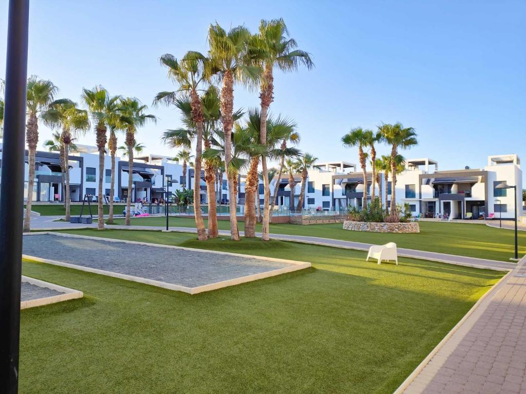 Oasis Beach la zenia