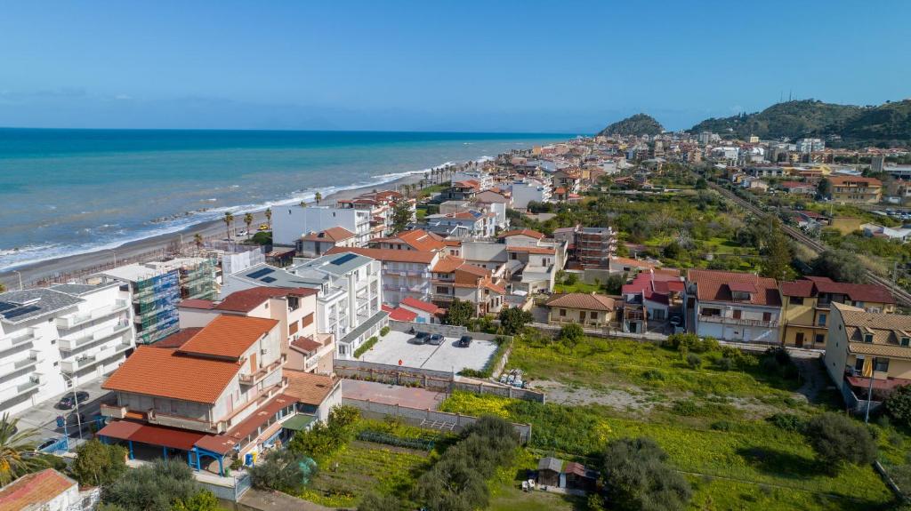Primo Apartment by the beach photo 3