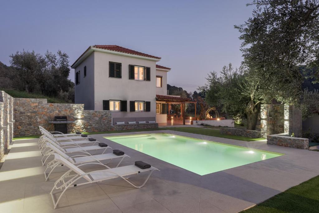 Nature Retreat Skiathos Villa photo 2