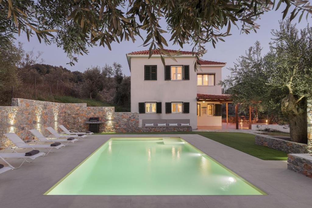 Nature Retreat Skiathos Villa photo 3