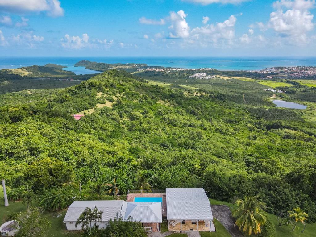 Villa Olga , charmante maison de vacances pour 4, piscine privée très belle vue mer photo 1
