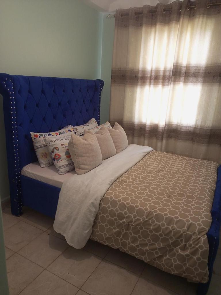 Verona Apartments photo 2