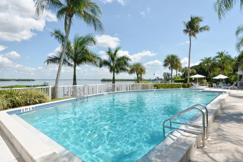 Paradise Villa #111 on Longboat photo 3