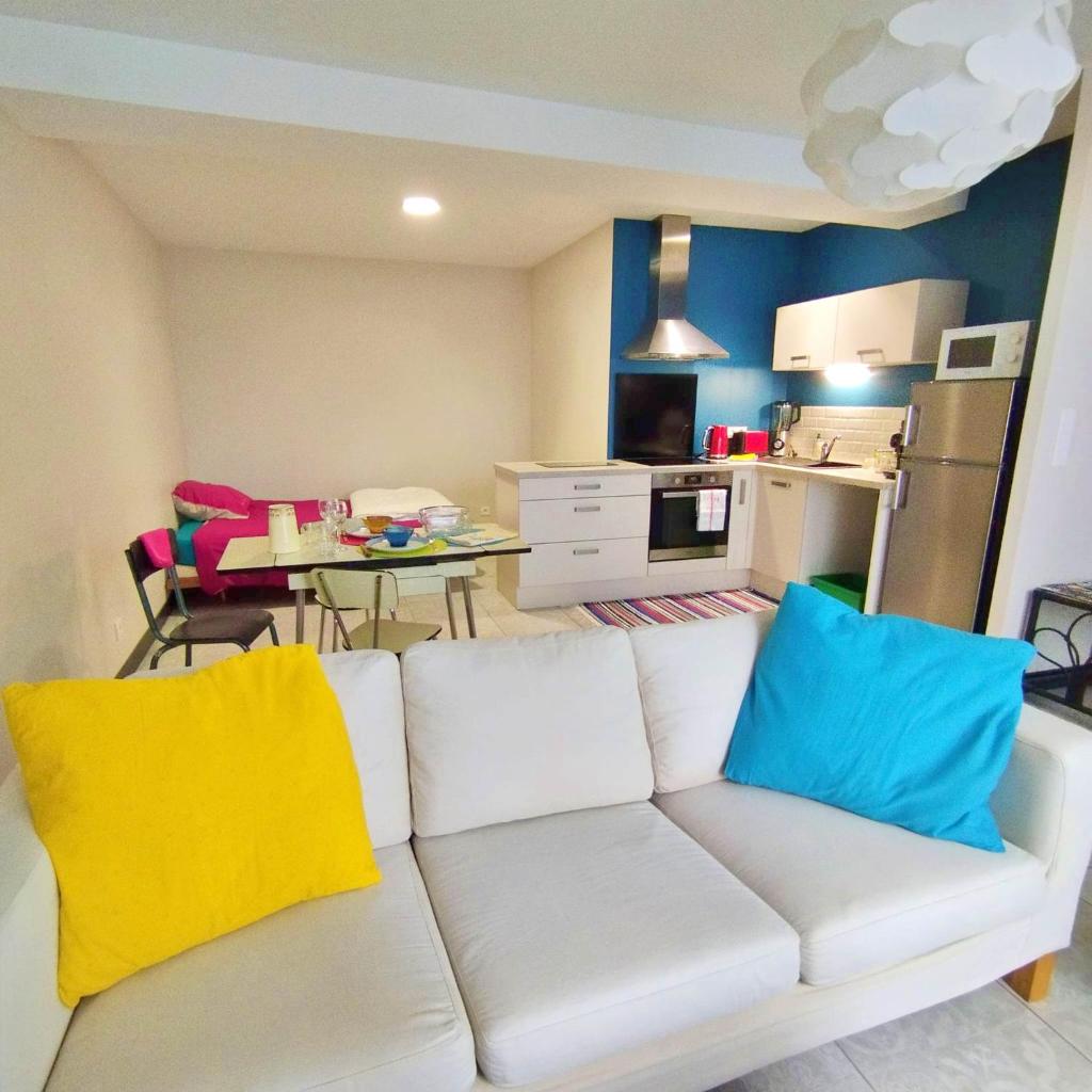 Appt 56m2 à 4mn du Palais Jacques Coeur. photo 2