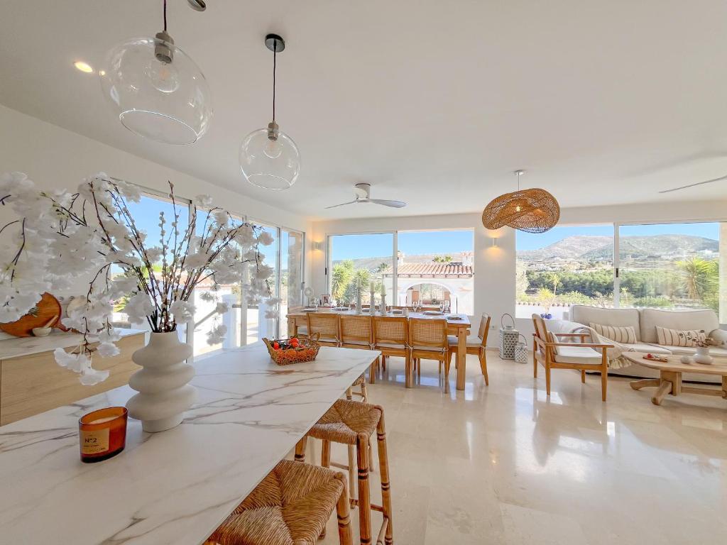 Benisamo, Javea - tranquil, large home photo 2