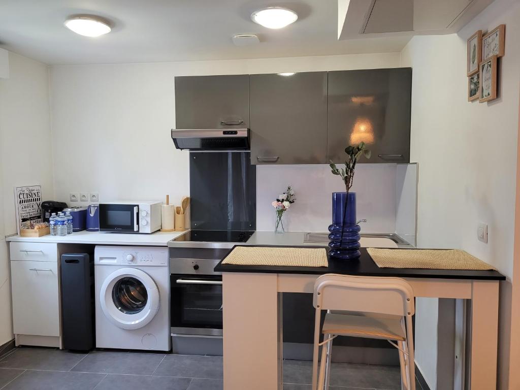 COCOONING HOUSE 211 SUITE AZUR appartement AEROPORT PARIS ROISSY CDG, PARC ASTERIX, CHATEAU DE CHANTILLY, STADE DE FRANCE photo 4
