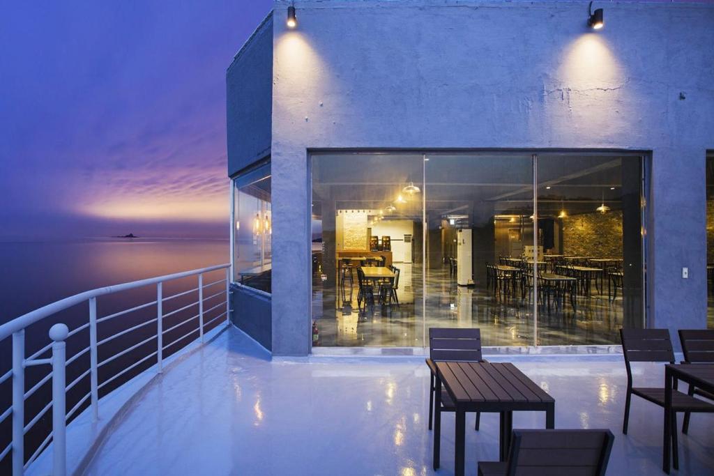 EL Hotel photo 4