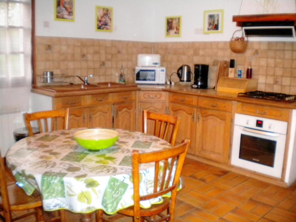 Gîte Mazières-de-Touraine, 3 pièces, 5 personnes - FR-1-381-240 photo 1