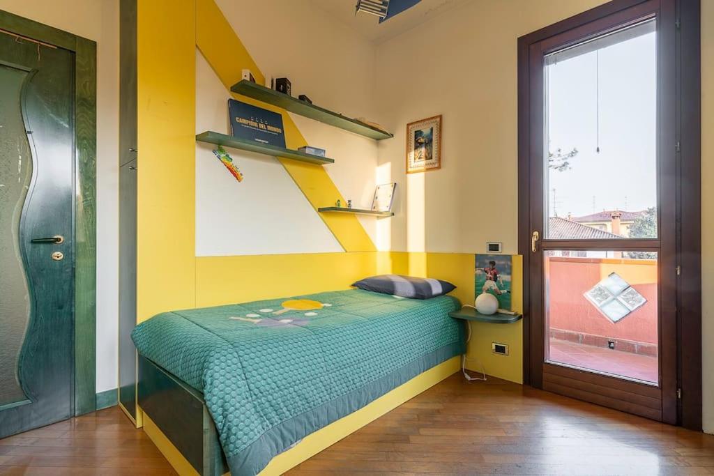 Villa con piscina nel verde di Milano photo 2