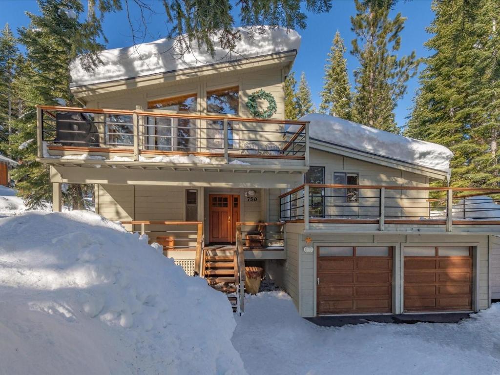 Carnelian Bay Chalet photo 2