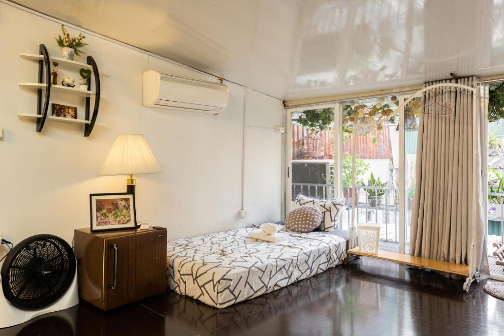 A19HOME - Free Breakfast & Travels