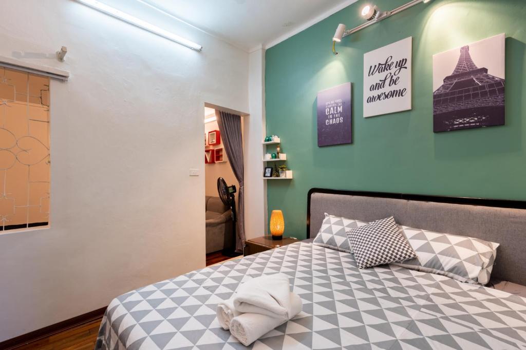 A19HOME - Free Breakfast & Travels