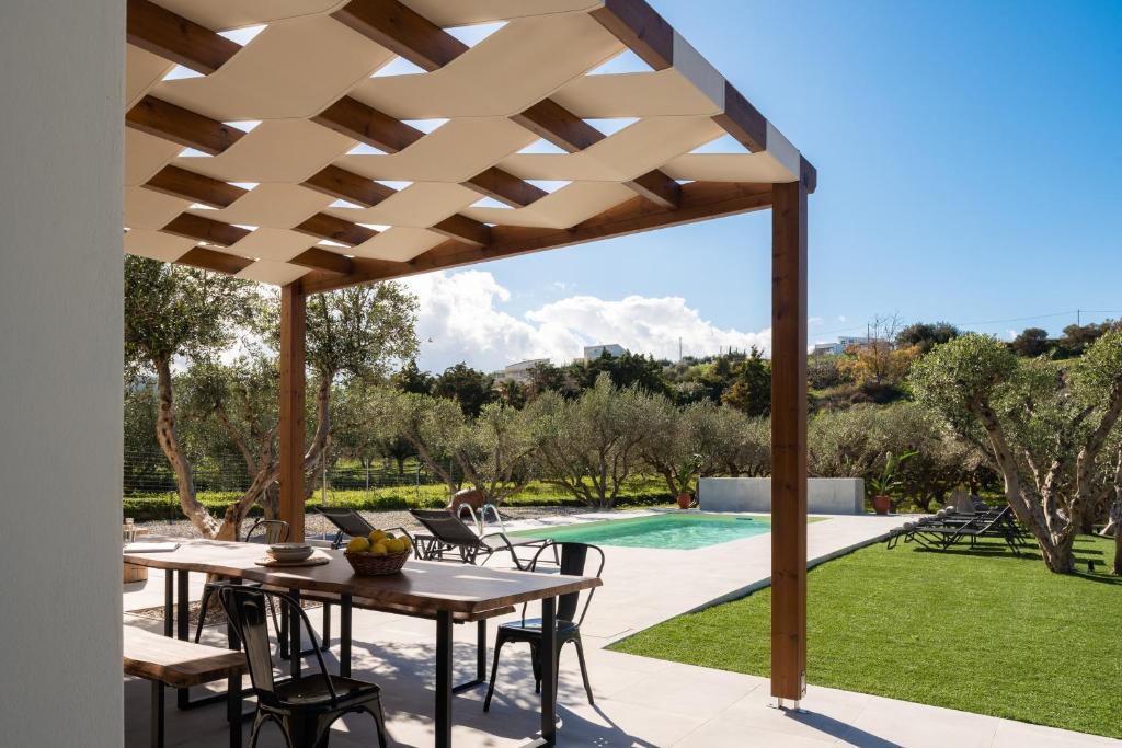 Kallistefanos Villa, a Nature Inspiring Retreat, By ThinkVilla photo 3