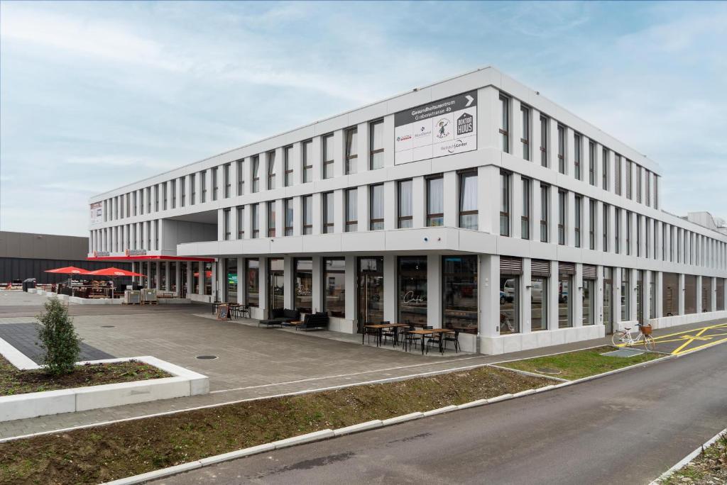 Tailormade Hotel BAB Bachenbülach photo 2