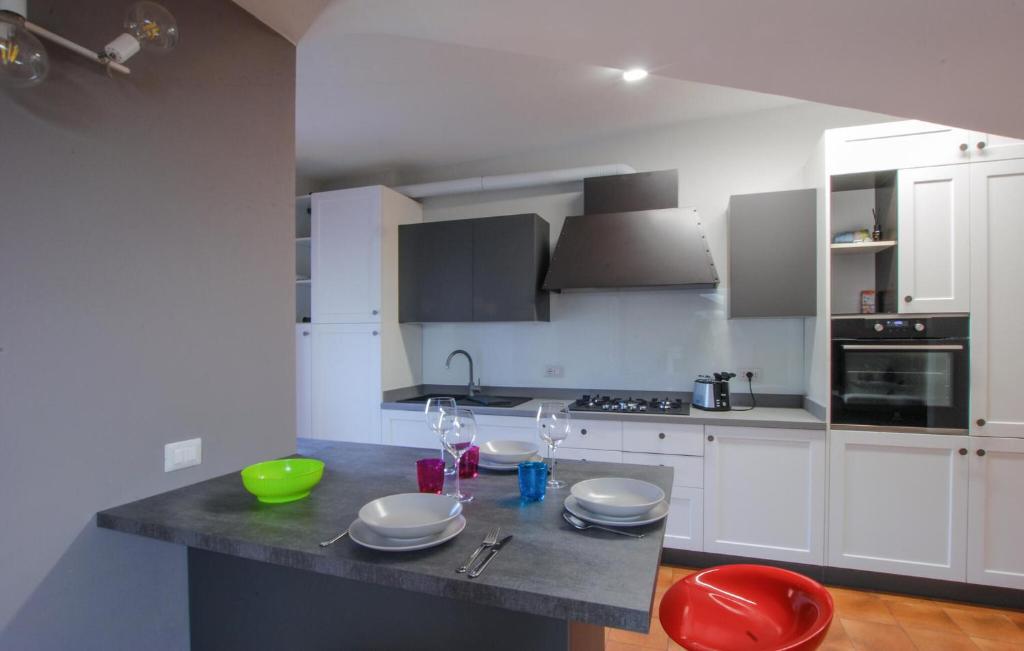 3 Bedroom Nice Apartment In Porto San Giorgio photo 1