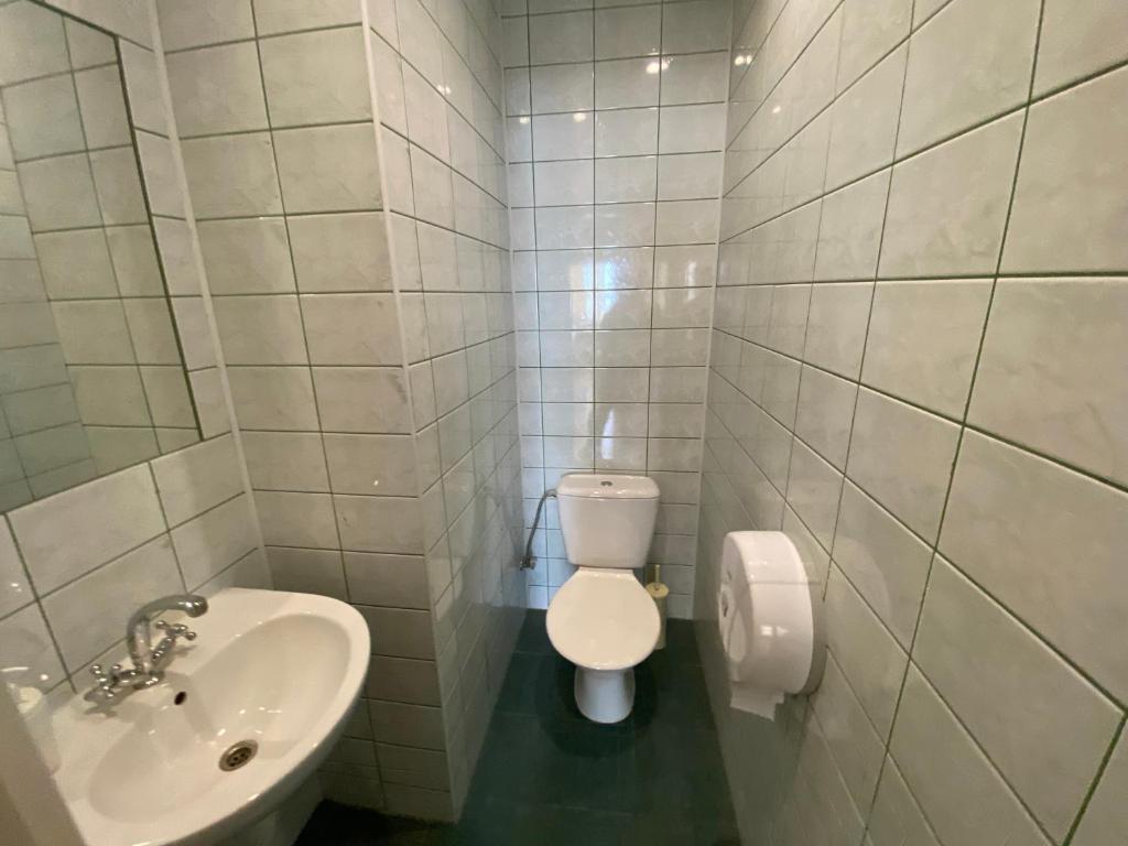Hostel Viktorija with Private Rooms Room Type - Single Room with Shared Shower and Toilet