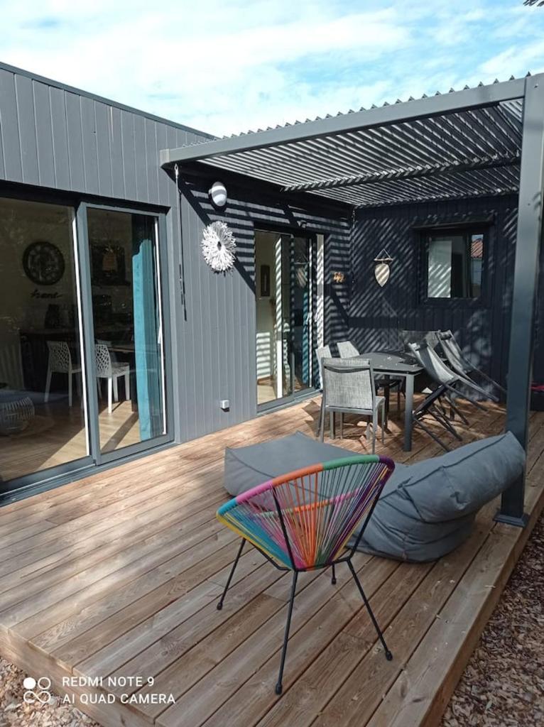Propriete de 2 chambres avec jacuzzi terrasse et wifi a Saint Jean de Monts a 2 km de la plage photo 3