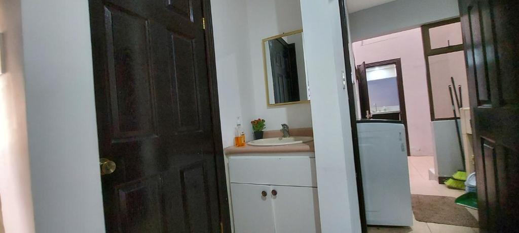 7H Entire Condo Near Cariari Golf club and SJO photo 3