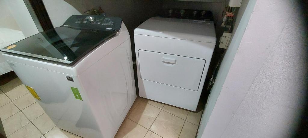 7H Entire Condo Near Cariari Golf club and SJO photo 1