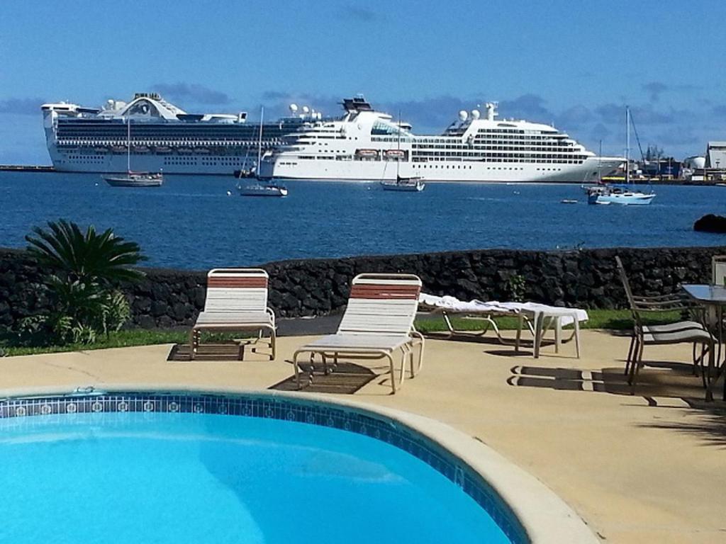 Hilo Reeds Bay Hotel image