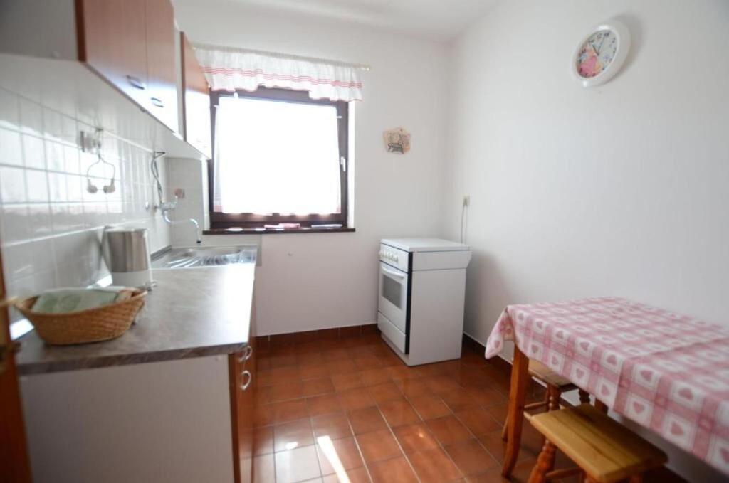 Apartments and Rooms Viktorija photo 4