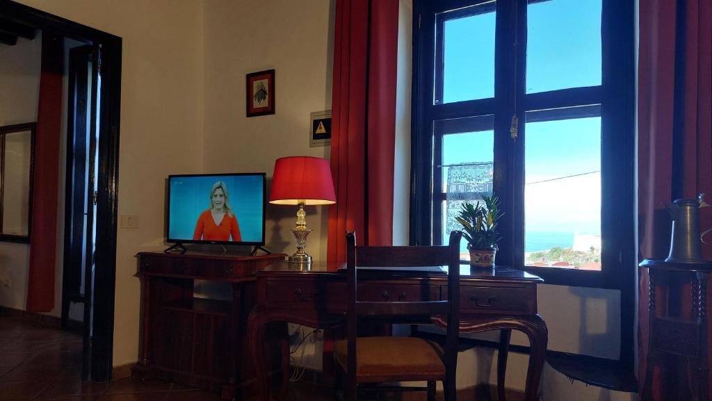 Apartamentos-Monasterio-de-San-Antonio-Apartment-im-englischen-Stil-mit-Meerblick photo 4